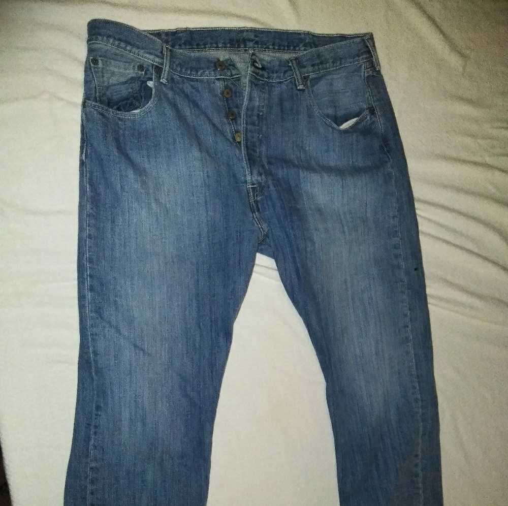 Levi's 501 faded blue jeans